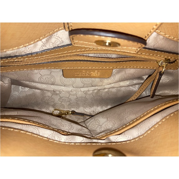 Michael Kors Hamilton Medium Satchel - Picture 6 of 9